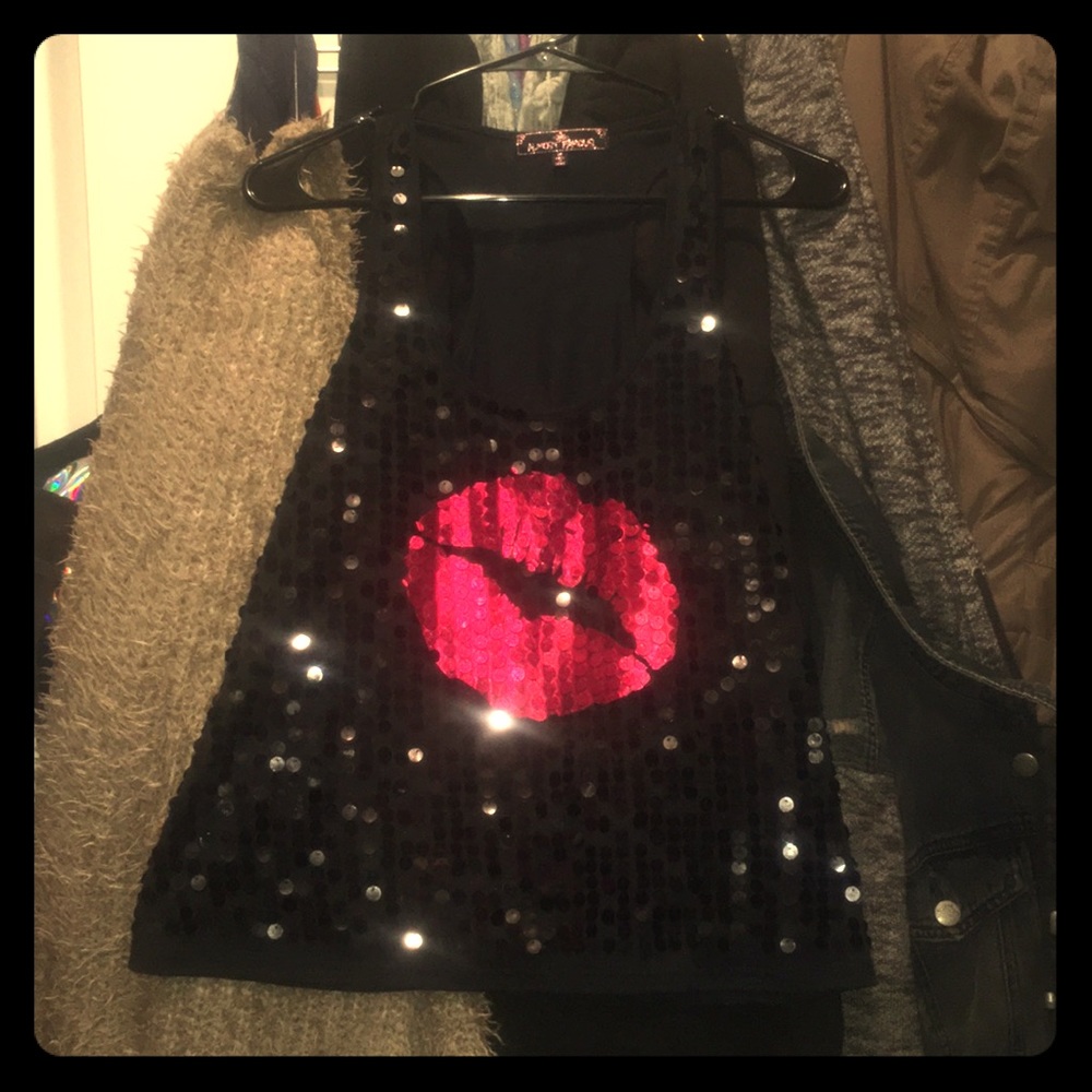 Almost famous sequin kiss tank